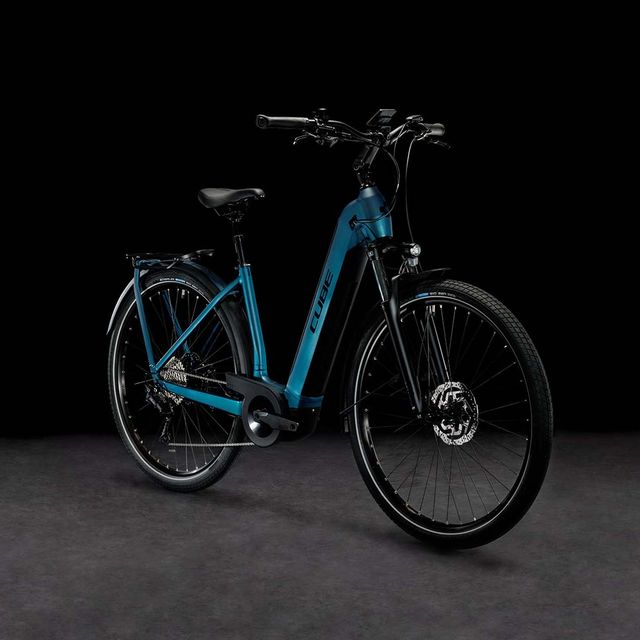 CUBE Kathmandu Hybrid ONE 750 sähköpyörä Easy Entry